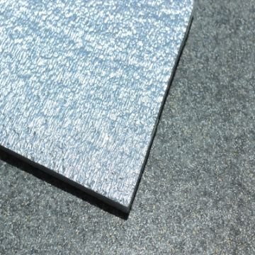 مقارنة بين لباد فوم 10 ملي وأنواع اللباد الأخرى.