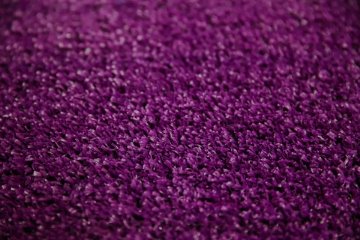 شكل الثيل الصناعي داخل حديقة منزلية