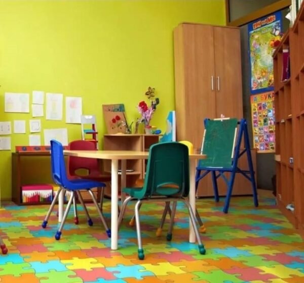 ارضيات فينيل اطفال آمنة في غرف الأطفال بالرياض