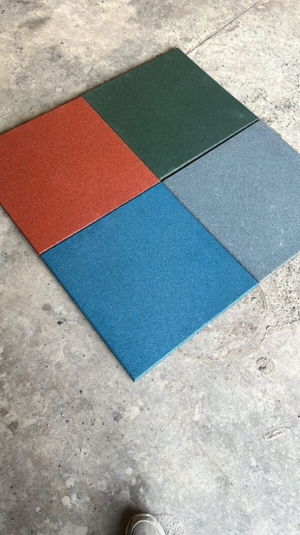 رابل فوم مطاط – أرضيات آمنة وعصرية | موكيت مفروشات الرياض تركيب رابل فوم مطاط في صالة رياضية