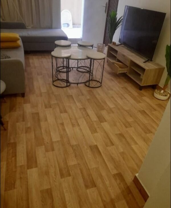 مشمع فينيل رول – الأرضيات العملية والاقتصادية | موكيت مفروشات الرياض مشمع فينيل رول بأشكال خشبية عصرية